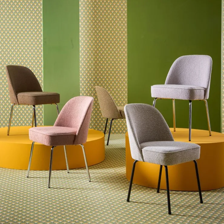 Trendhopper Eetkamerstoel Vogue Lima Curry met zwarte poten^ Eetkamerstoelen