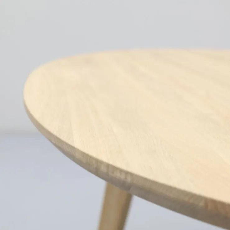 Trendhopper Eettafel Haiko Organisch^ Eetkamertafels