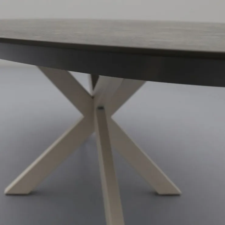 Trendhopper Eettafel Luna Ovaal^ Eetkamertafels